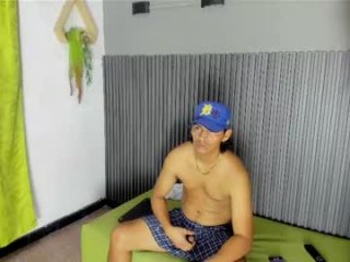 omar_roy live webcam thumbnail