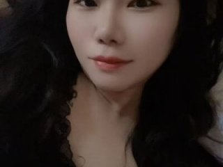 OnlyLove-2026 live webcam thumbnail