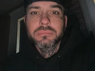 ontarioman401 live webcam thumbnail
