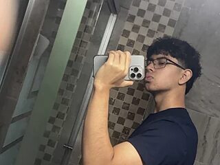 OoRobertooo live webcam thumbnail