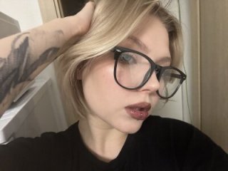 Ophelia_Ritz live webcam thumbnail