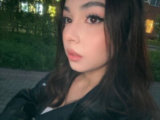 OttilieBurruss live webcam thumbnail