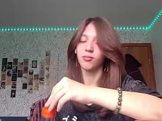 oteliabuysse live webcam thumbnail