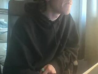 ouioui689 live webcam thumbnail
