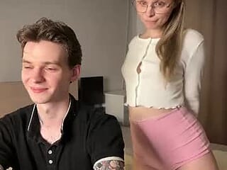 ourlittlesecret_4u live webcam thumbnail