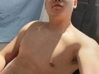 owneeeeb live webcam thumbnail
