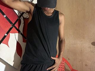 ozunabigcock live webcam thumbnail