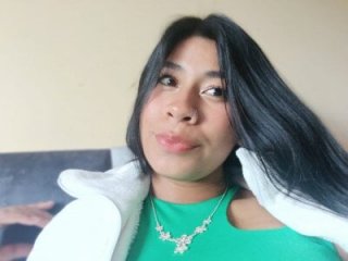 PAMELA_MILKK live webcam thumbnail