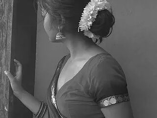 Pakhi_vabisexy live webcam thumbnail
