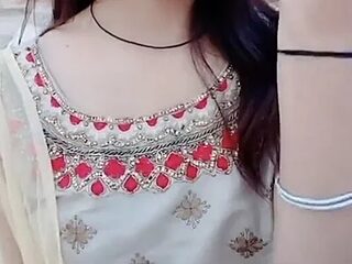 Pallavi_cute live webcam thumbnail