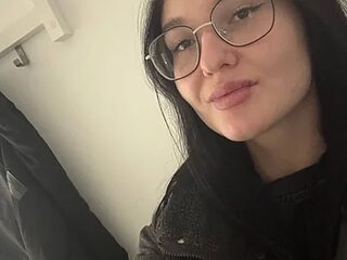 PamelaRuis69 live webcam thumbnail