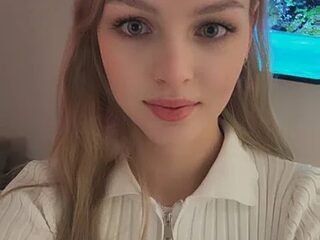 PatriciaaReed live webcam thumbnail