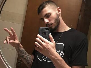 Paugrosso_094 live webcam thumbnail