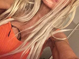 pammybarbwire live webcam thumbnail