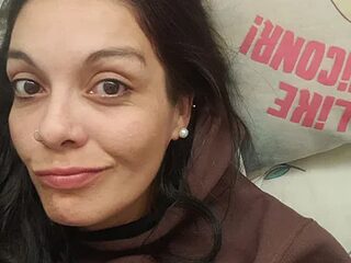 pareja-ma live webcam thumbnail