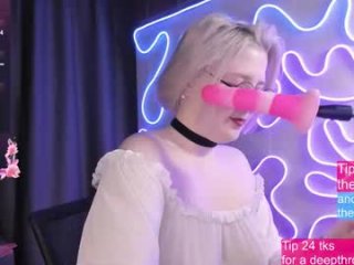 passion_luna live webcam thumbnail