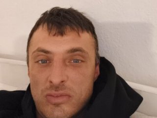 Peter059006 live webcam thumbnail