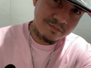 PeterGrandee live webcam thumbnail