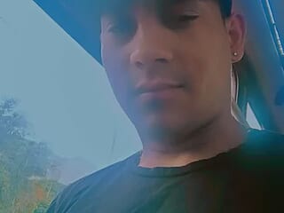 Petterleonel123 live webcam thumbnail