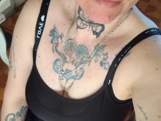 peligrosaexotica live webcam thumbnail