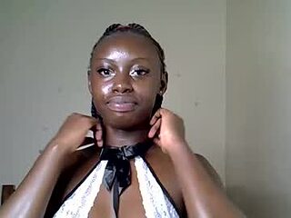 petite_charm live webcam thumbnail