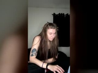 petiteratt live webcam thumbnail