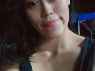 PhuongTurpin live webcam thumbnail