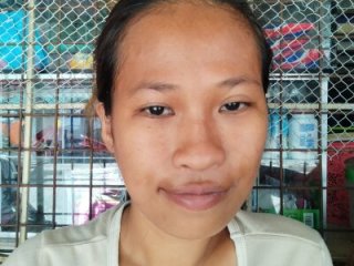 PINAYSQUIRTPUSSYHOLE live webcam thumbnail