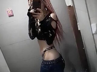 Pinky_doll777 live webcam thumbnail