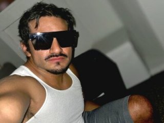 piggylatino live webcam thumbnail