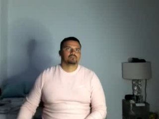 pikoro_gomez live webcam thumbnail