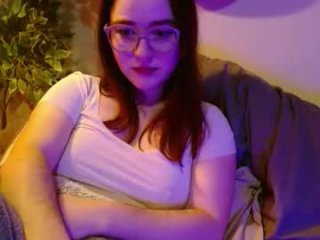 pillogoddess live webcam thumbnail