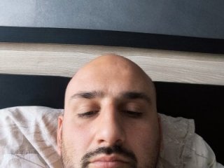 pineur77183 live webcam thumbnail