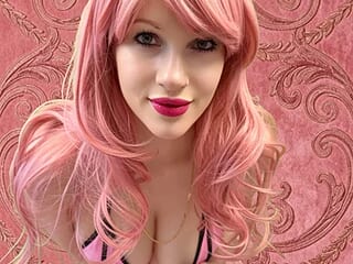 pink_paula live webcam thumbnail