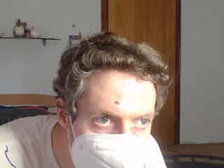pizza_20cm live webcam thumbnail