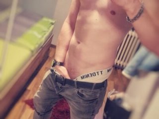 Playbunniboy live webcam thumbnail