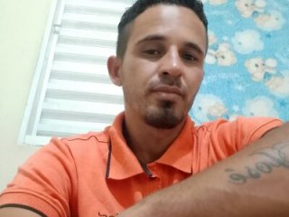 PlottingCrowd live webcam thumbnail