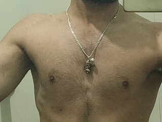 platinumdickgod live webcam thumbnail