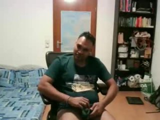 pleasure5845 live webcam thumbnail