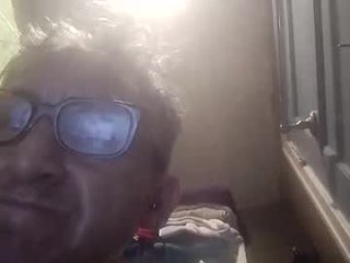 plmbrob live webcam thumbnail