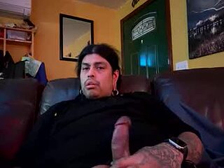 pnwchief420 live webcam thumbnail