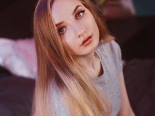 PollyMichaelson live webcam thumbnail