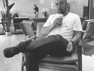 PoneiHetero live webcam thumbnail