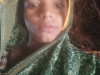 Poonam_cute live webcam thumbnail