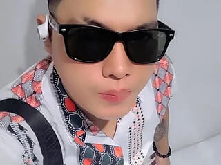 PRIMOLOVEXX live webcam thumbnail