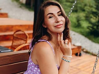PregnantEva live webcam thumbnail