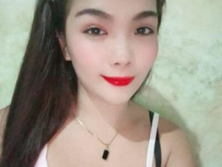 PrettyClaudia live webcam thumbnail