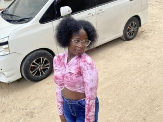 PrettyNaughty_ live webcam thumbnail