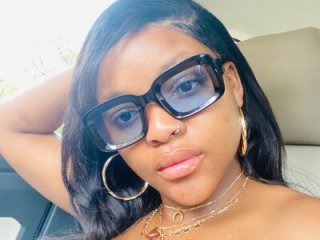 PrettySexy21 live webcam thumbnail