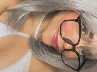Pretty_Milaa live webcam thumbnail